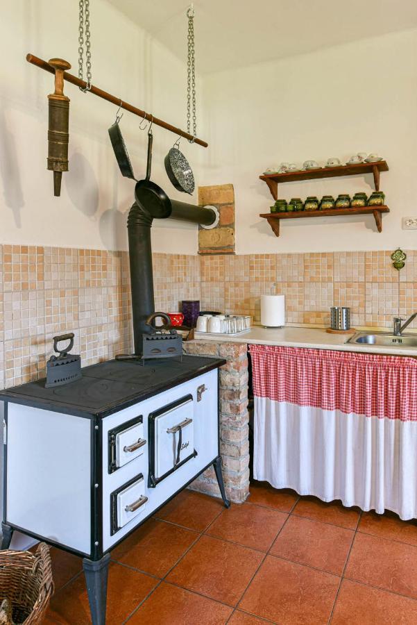 Halháza vendégház Sirok Exterior foto